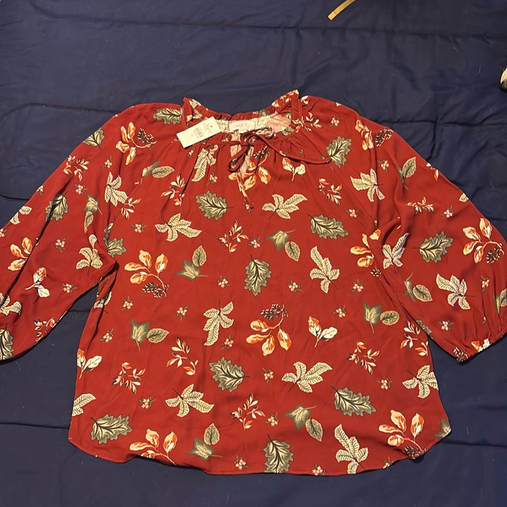 Loft deep tan with green leaf pattern, floaty shirt
